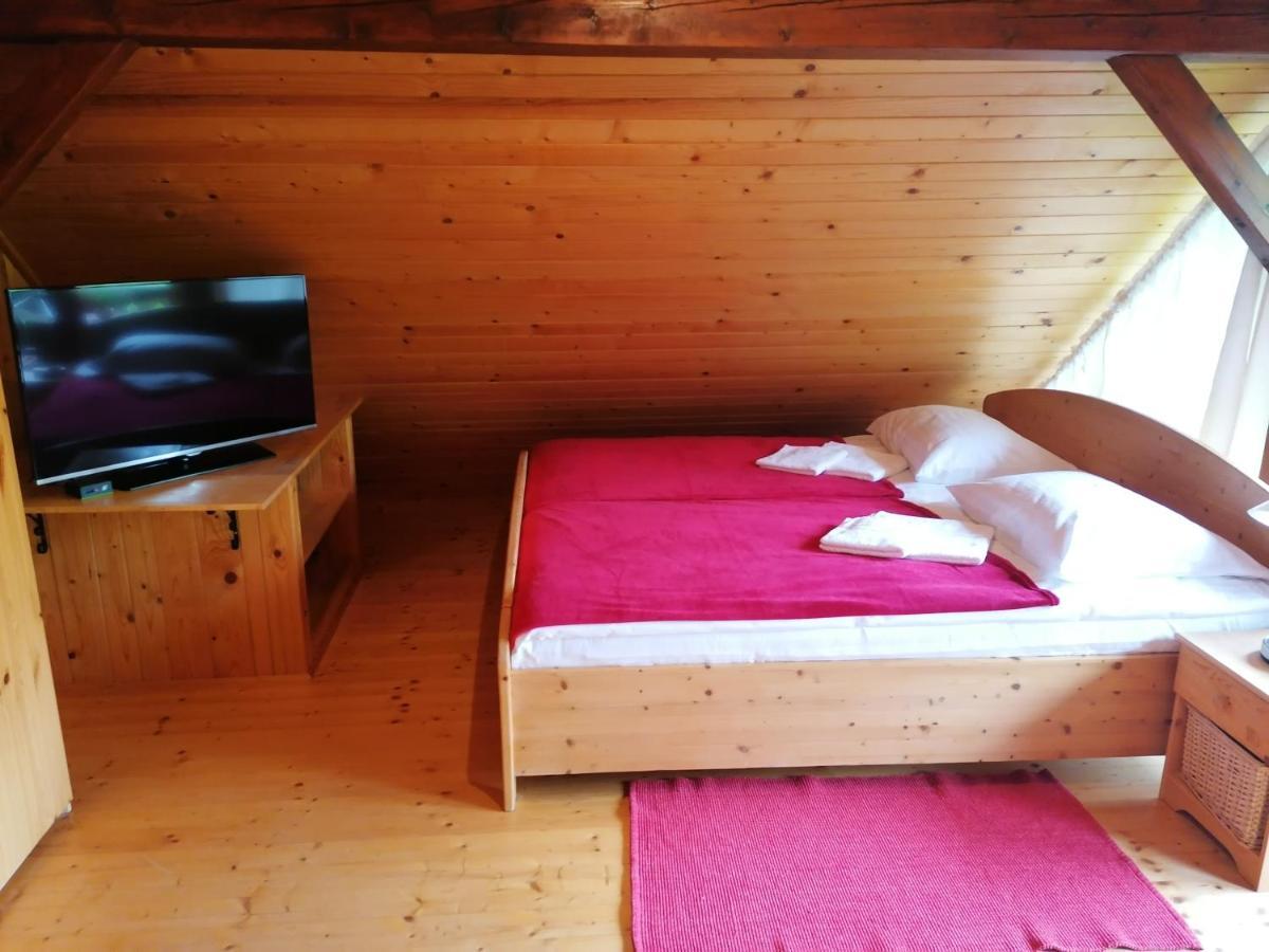 Holiday House Apartment Voukov Mlin Smarje pri Jelsah Esterno foto