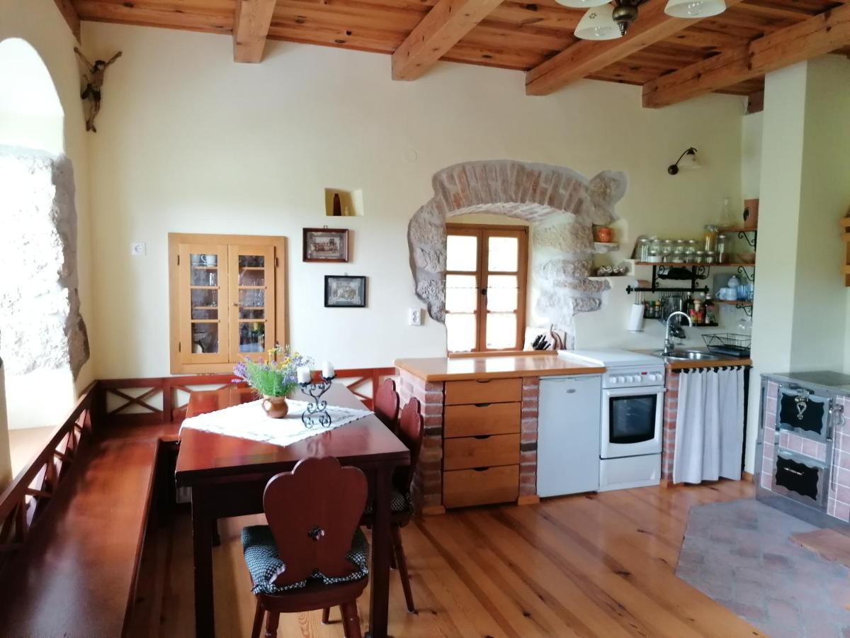 Holiday House Apartment Voukov Mlin Smarje pri Jelsah Esterno foto